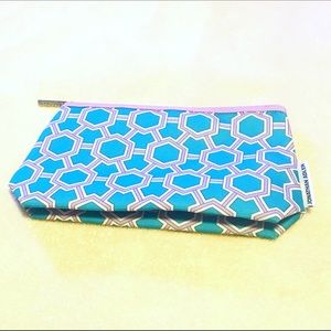 🎉Jonathan Alder Edition Clinique Cosmetic Case